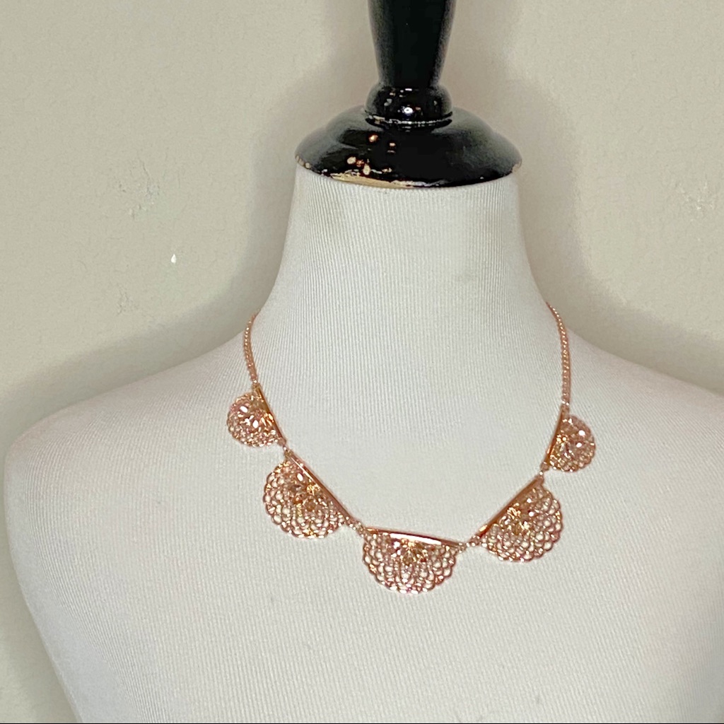 Bancroft Rosario Half Moon Necklace - Rose Gold 15$